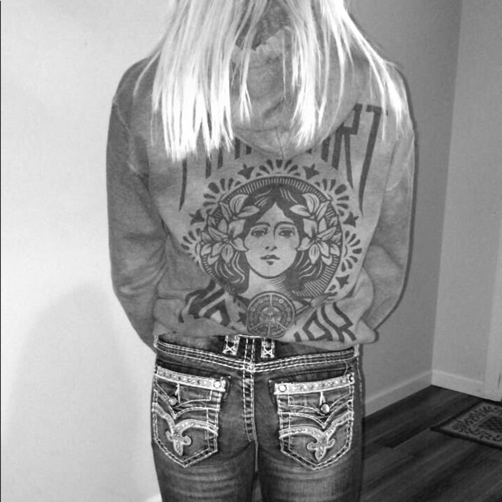 Size 25 Rock Revivals